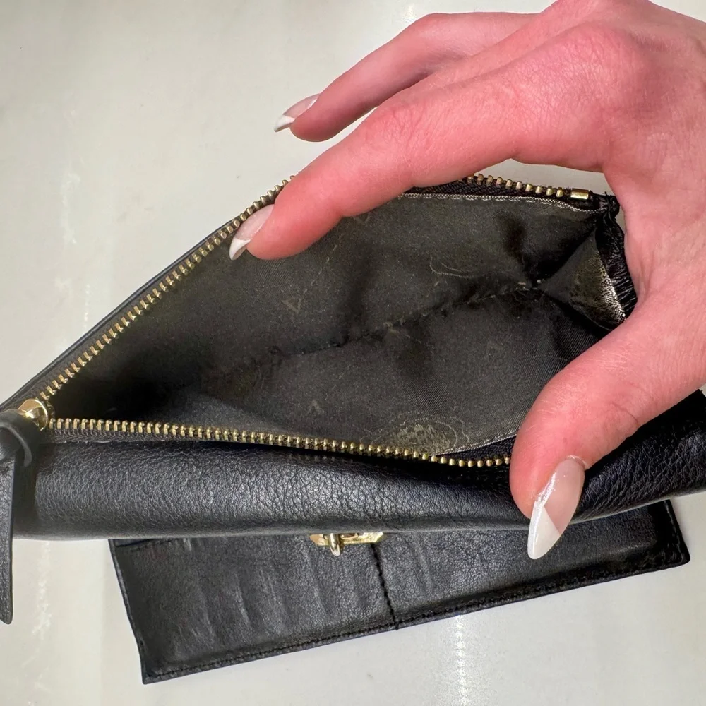 Vince Camuto Black Leather Wallet - Picture 6 of 6